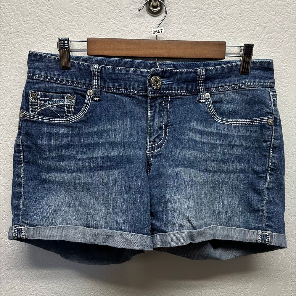 EUC, Ariya Jeans Juniors Size 9/10 Acid Wash 5 Pocket Denim Shorts K657